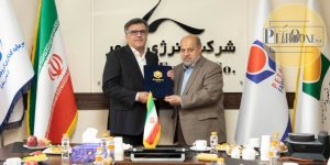 مراسم معارفه رضا کریمی سرپرست شرکت انرژی سپهر، با حضور رئیس هیئت مدیره هلدینگ پتروفرهنگ برگزار شد.